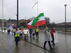سرنگونی جمهوری اسلامی امری ضروری است