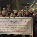 تجمع گروهی از نوکیشان مسیحی به مناسبت روز جهانی حقوق بشر